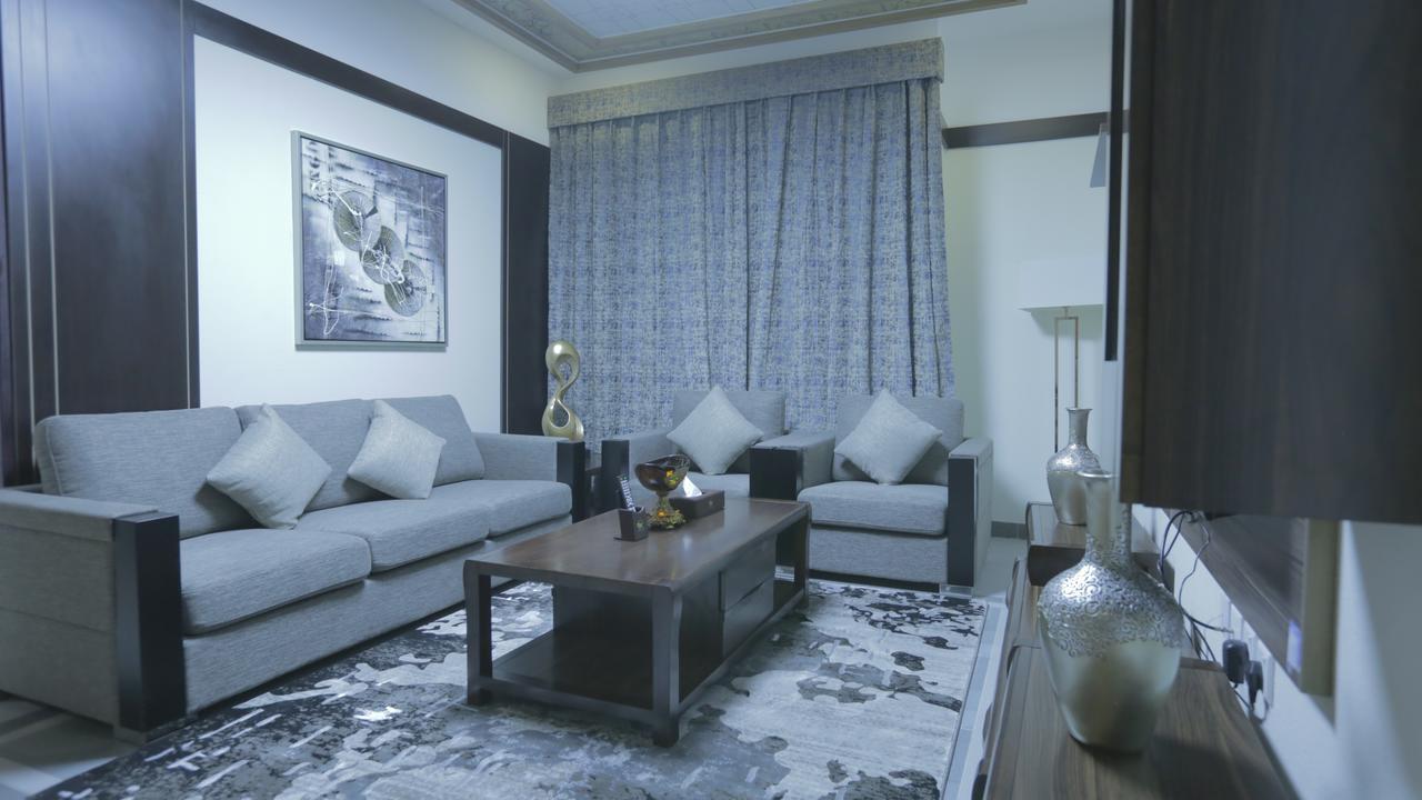 Niyaf Hotel Appartments Khamis Mushait Luaran gambar